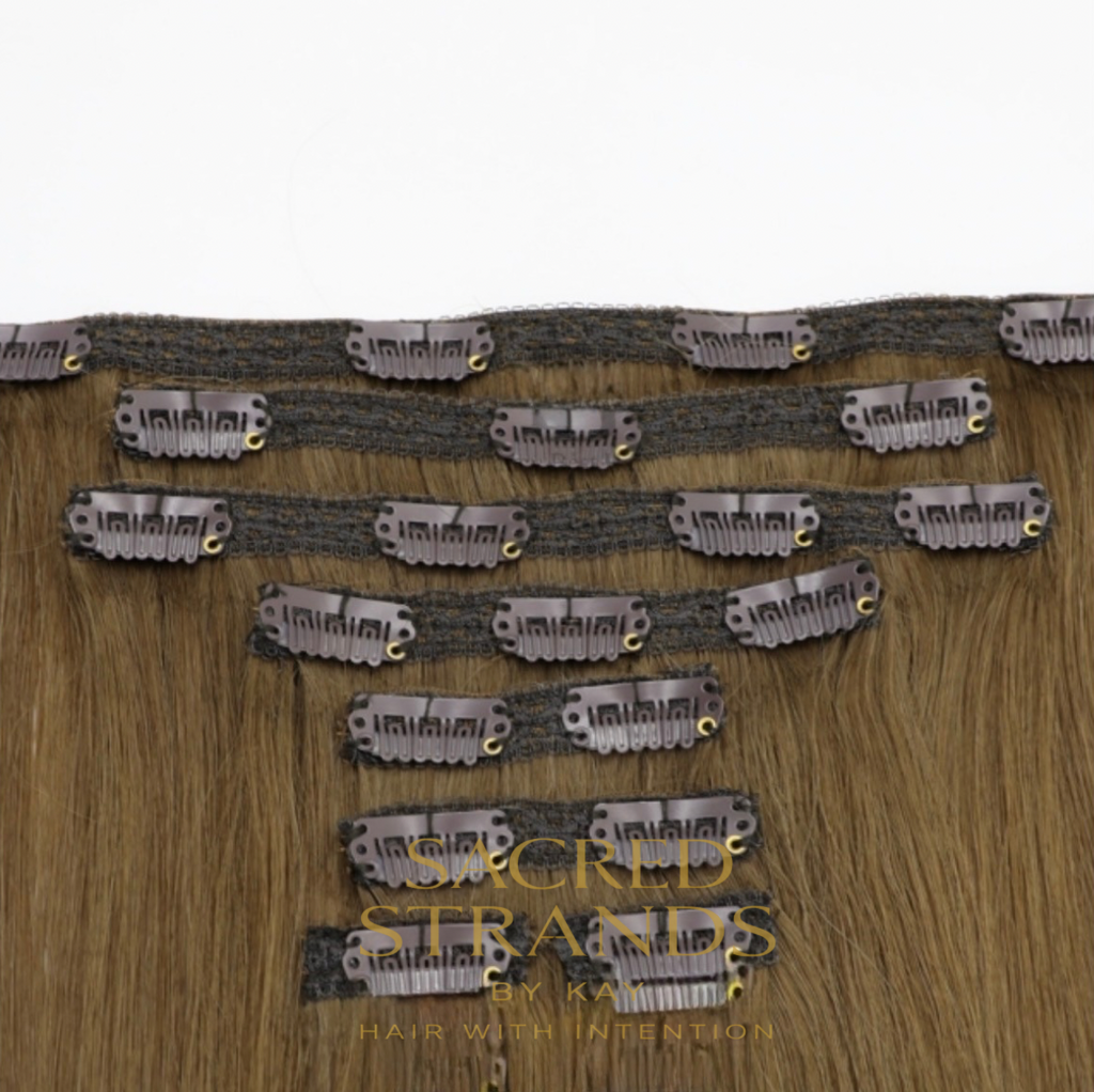 Clip-In Hair Extensions (OAK)